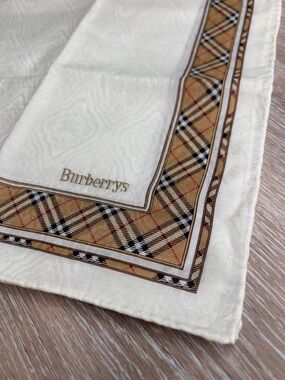 Burberrys Vintage Nova Check Border Handkerchief | Japan Market | Cream Jacquard